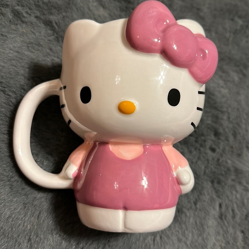 New Hello Kitty Figure Mug